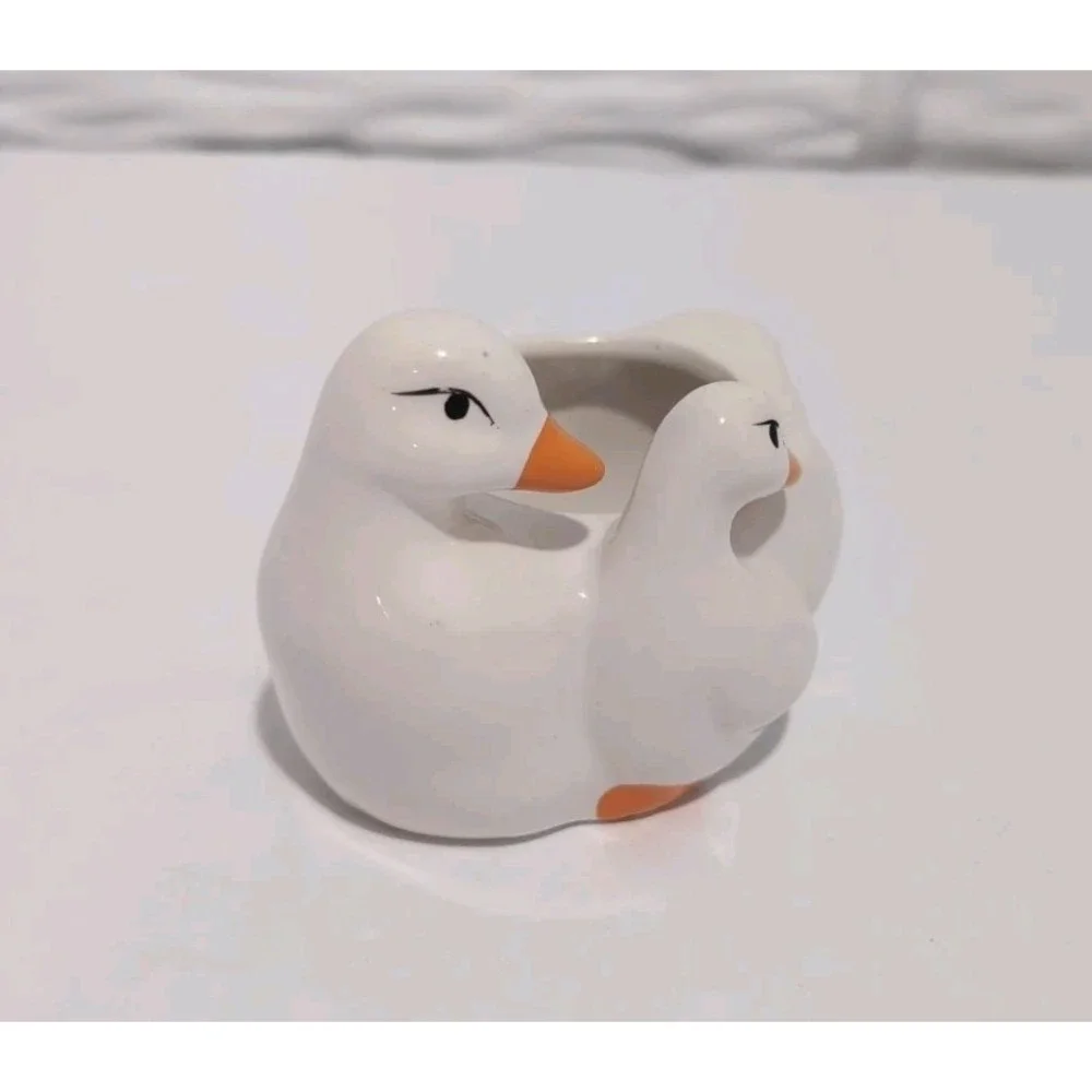 Vintage White Ceramic Double Duck Planter Trinket Dish Succulent Pot Figurine